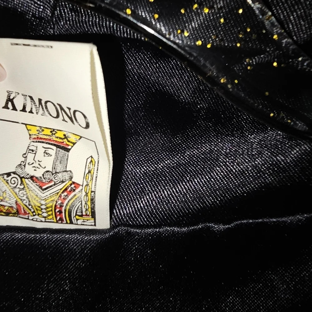 Silky satin dragon Reversible Kimono - Picture 8 of 13